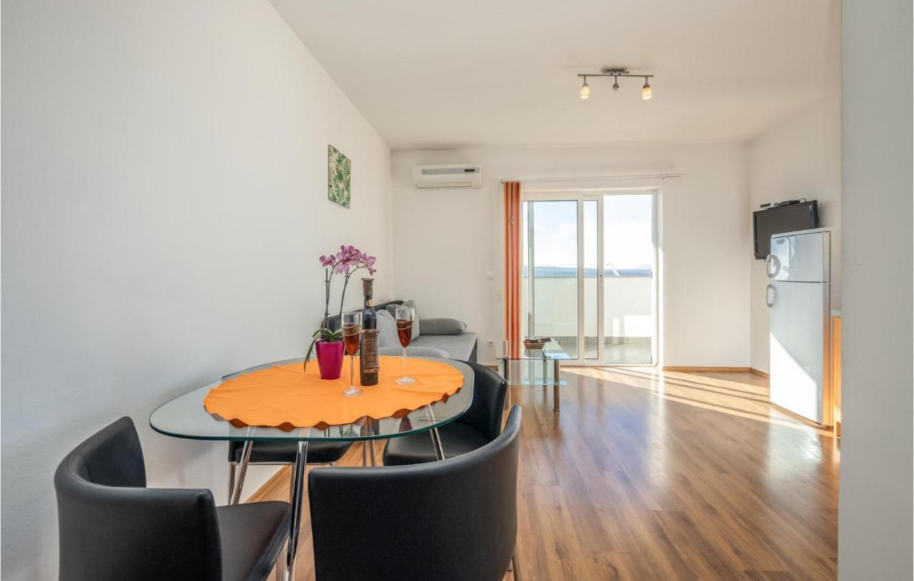 Stunning Apartment In Crikvenica With Wifi Dış mekan fotoğraf